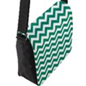 Emerald Green & White Zigzag Pattern Flap Closure Messenger Bag (L) View2