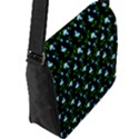 Carnation Pattern Black Flap Closure Messenger Bag (L) View2