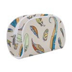 Vector-boho-doodle-feathers-seamless-pattern-illustration Make Up Case (Small)