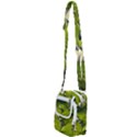 Apartment Curve Path Step Shoulder Strap Belt Bag View2