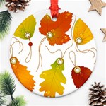 Vector Beautiful Maple Leaf Ornament (Round)